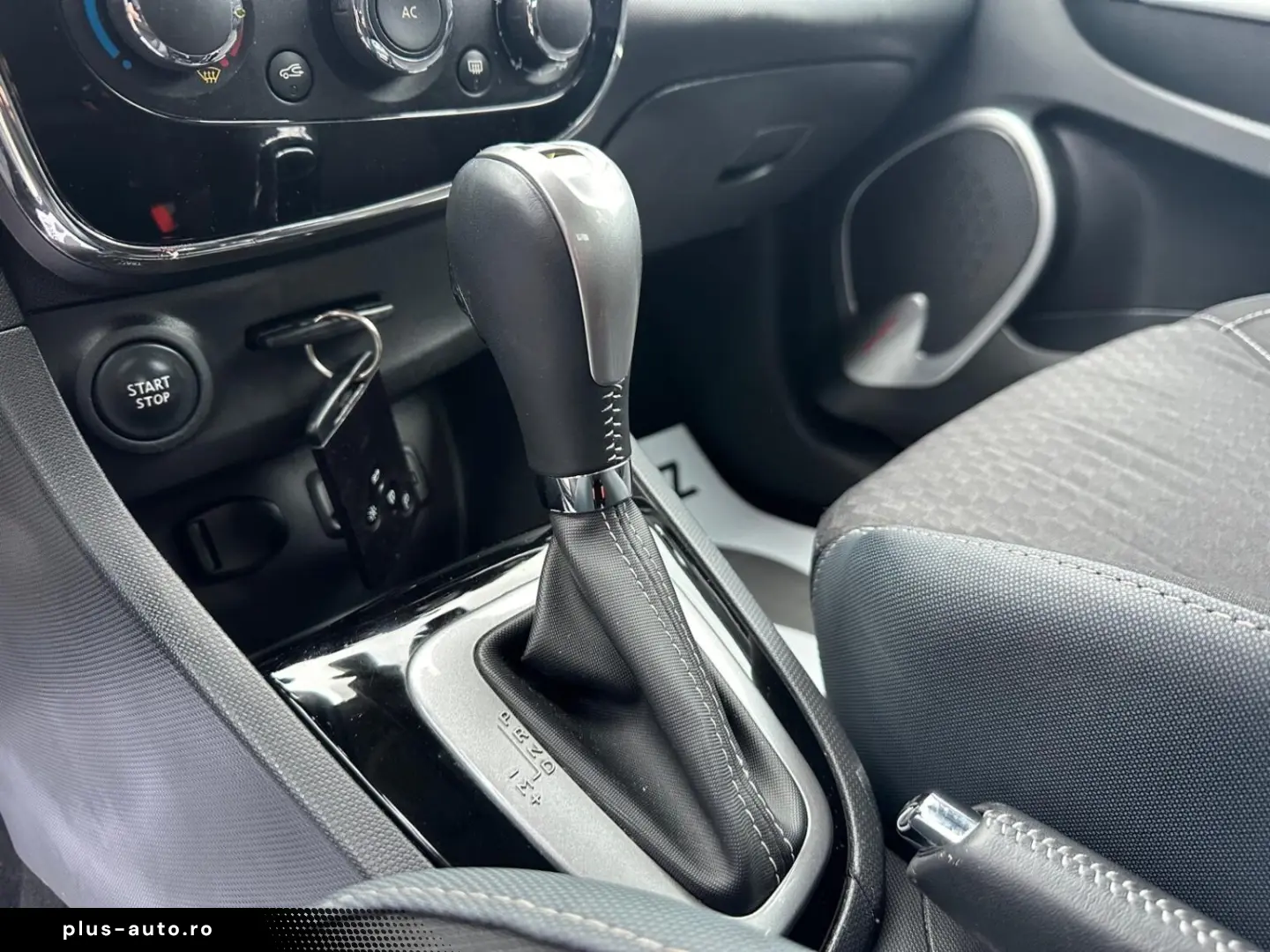 RENAULT CLIO GT 1.2 BENZINA AUTOMAT 2015