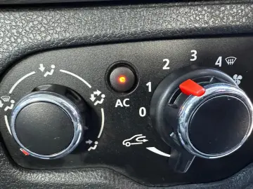 OPEL CORSA 1.4 BENZINA AUTOMAT