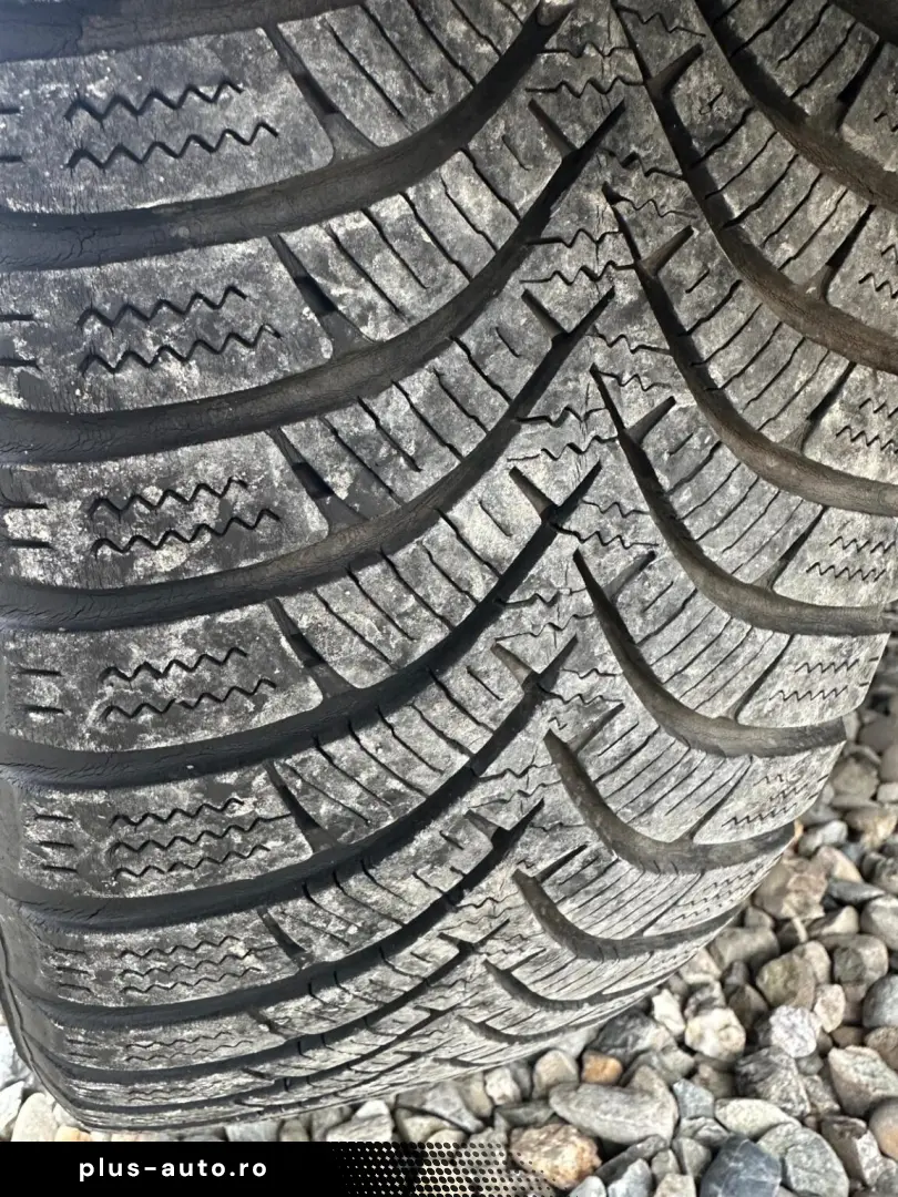 OPEL CORSA 1.4 BENZINA AUTOMAT