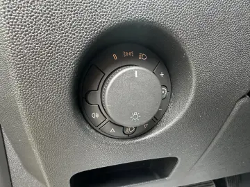 OPEL CORSA 1.4 BENZINA AUTOMAT