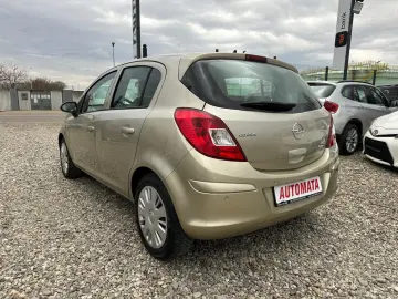OPEL CORSA 1.4 BENZINA AUTOMAT