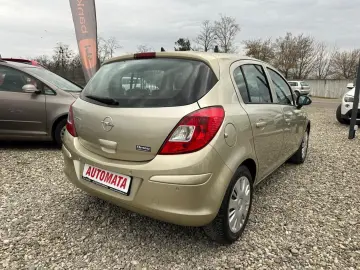 OPEL CORSA 1.4 BENZINA AUTOMAT