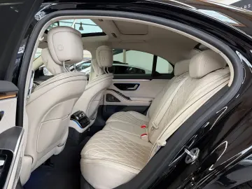 MERCEDES-BENZ S 400 d 4Matic AMG-Paket Pano LED ACC 360KAM