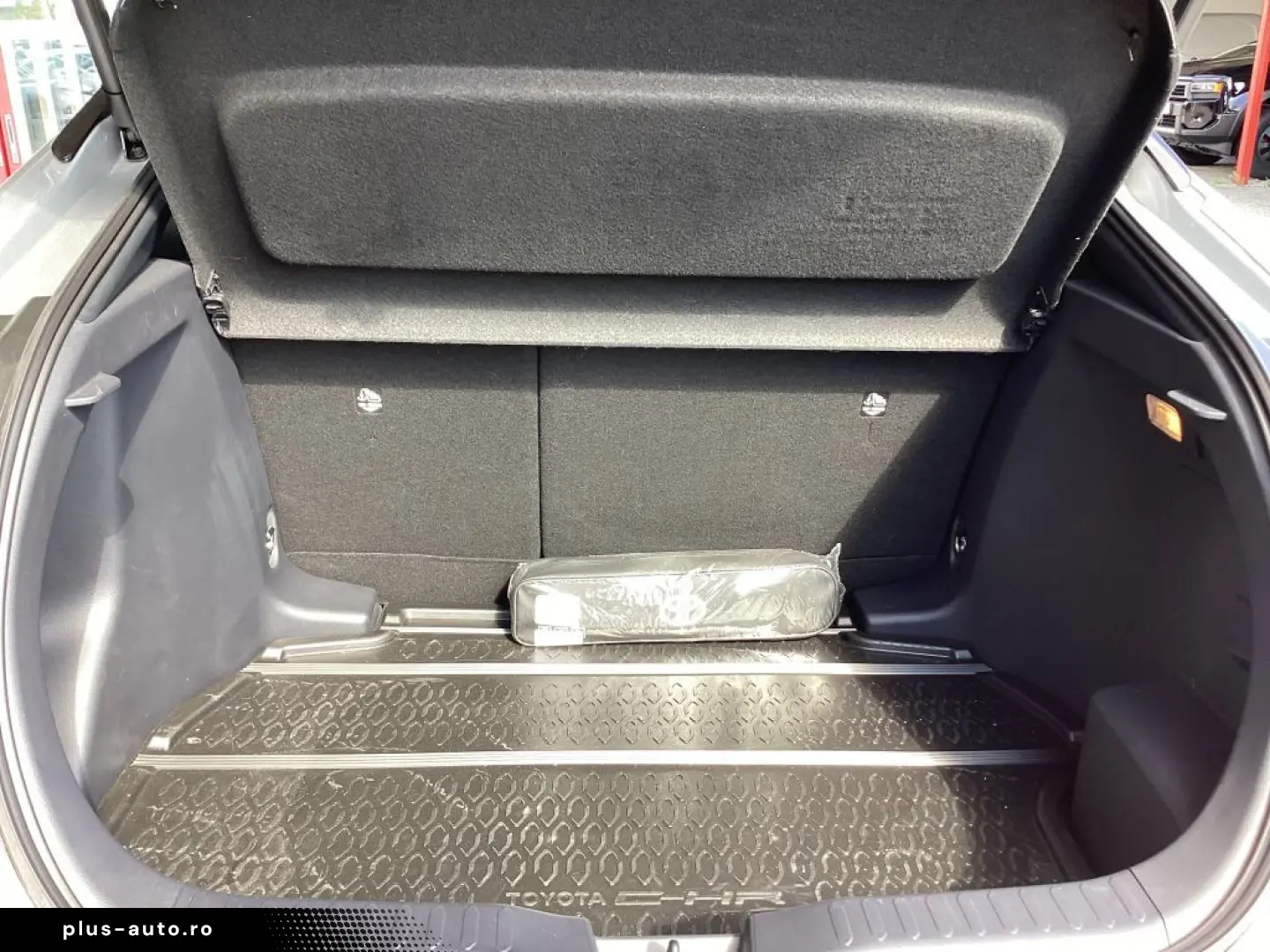 TOYOTA C-HR 2.0 Hybrid Team Deutschland