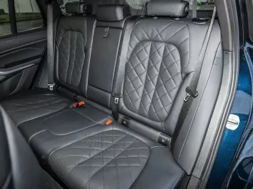 BMW X5 xDrive30d M Sport AHK RFK NAVI LED PDC V H