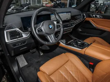 BMW X5 xDrive30d M Sport PANO RFK NAVI LED PDC V H