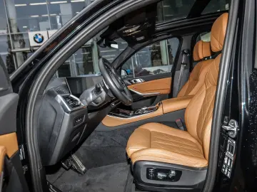 BMW X5 xDrive30d M Sport PANO RFK NAVI LED PDC V H