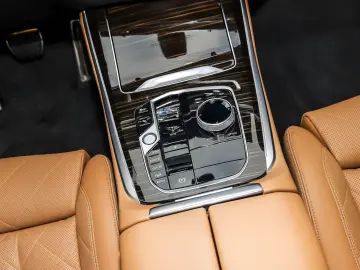 BMW X5 xDrive30d M Sport PANO RFK NAVI LED PDC V H