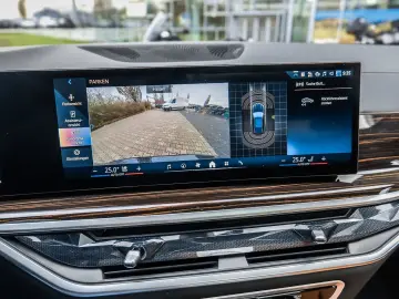 BMW X5 xDrive30d M Sport PANO RFK NAVI LED PDC V H