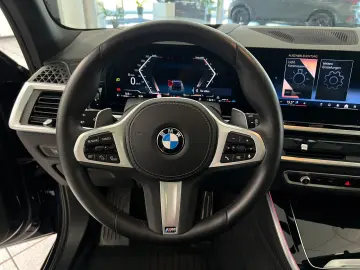 BMW X5 xDrive30d M-Sport Pro PANO-SKY SOFT AHK 360