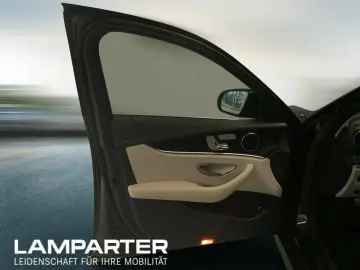 MERCEDES-BENZ E 300 e 4M AMG PSD NAV DIS TOT KEY AHK&hellip;