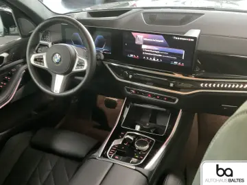 BMW X5 xDrive 30d M Sport Pro 7Sitz 22 Pano Luft AHK