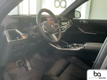 BMW X5 xDrive 30d M Sport Pro 7Sitz 22 Pano Luft AHK