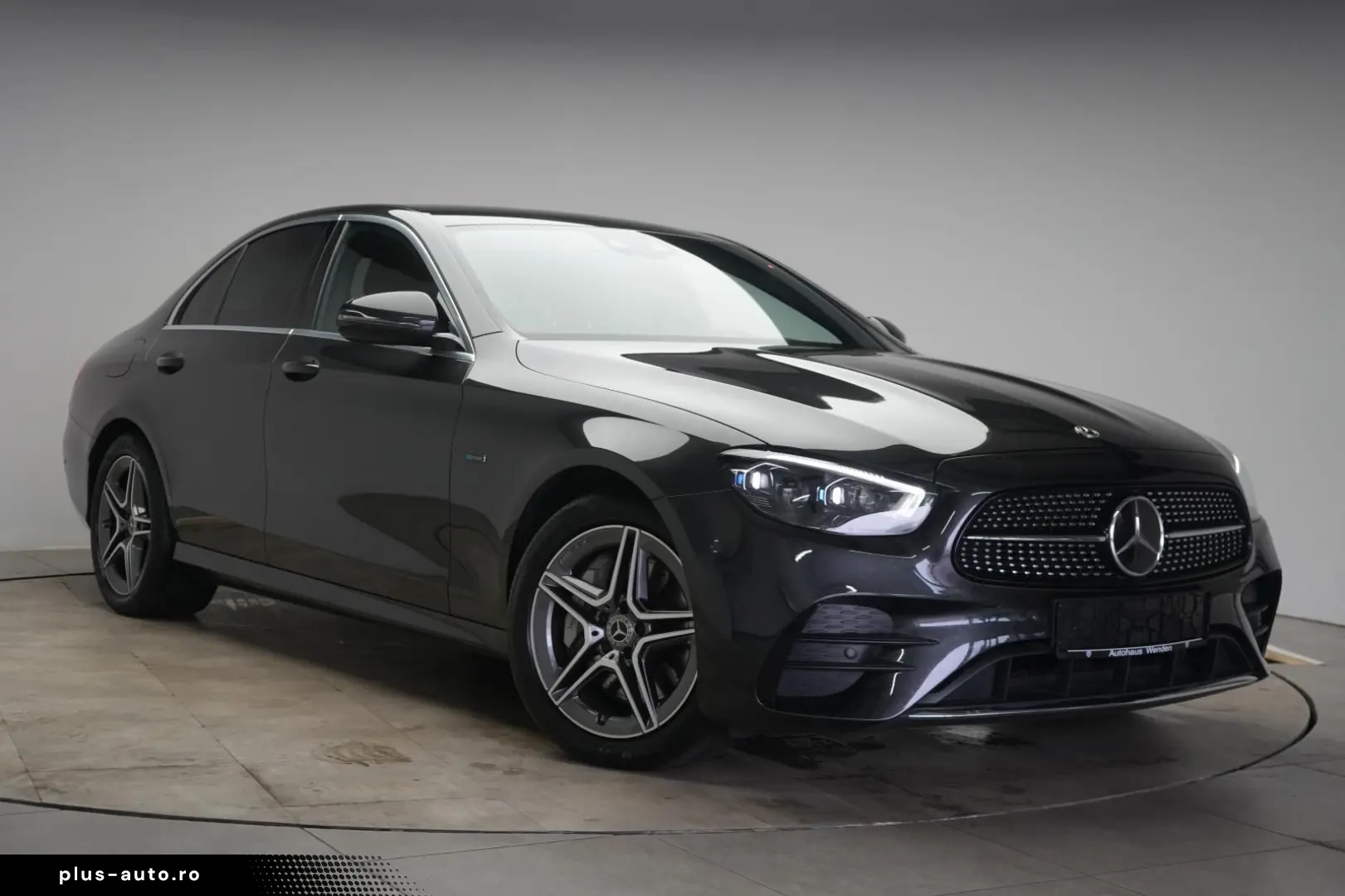 MERCEDES-BENZ E 300 e 4Matic 9G-Tronic AMG Leder Dis&hellip;