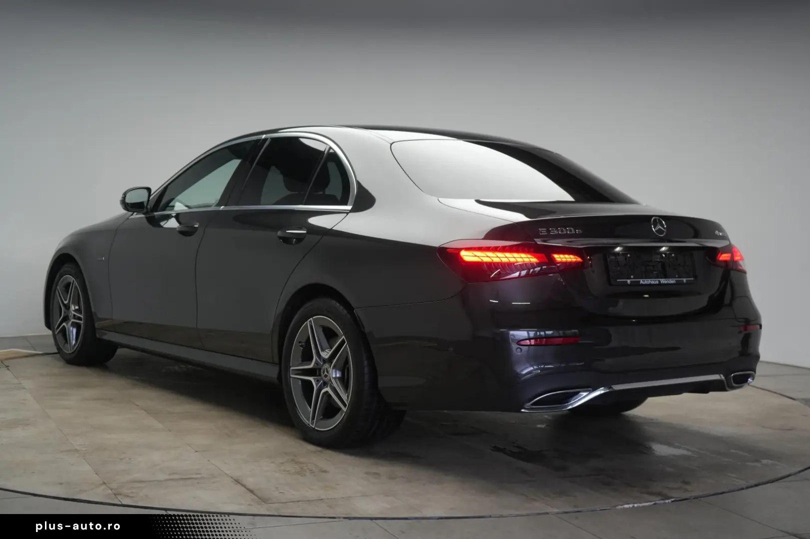 MERCEDES-BENZ E 300 e 4Matic 9G-Tronic AMG Leder Dis&hellip;