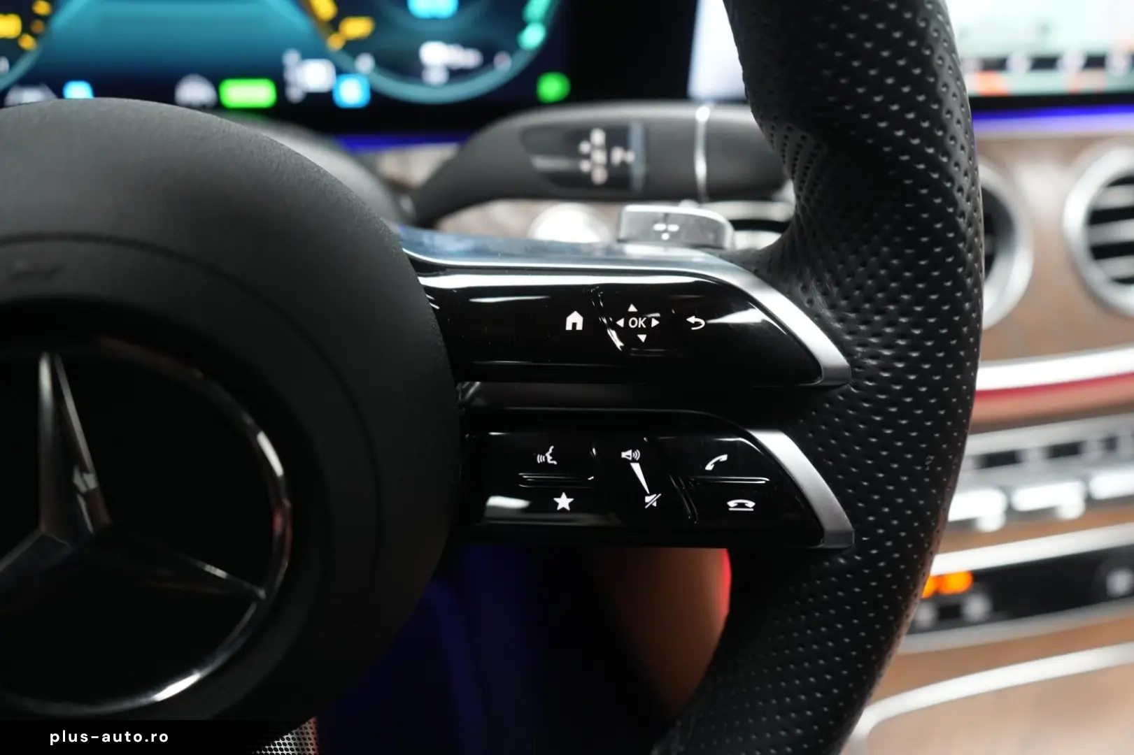 MERCEDES-BENZ E 300 e 4Matic 9G-Tronic AMG Leder Dis&hellip;