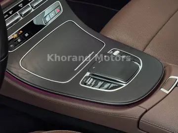 MERCEDES-BENZ E 300de Limo. AMG Line Pano. Sonderausstattung