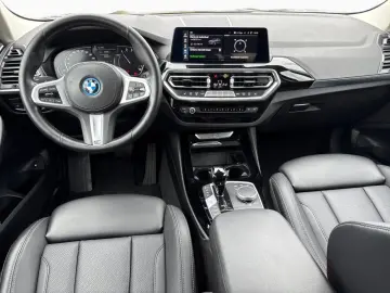 BMW X3 xDrive 30e LiveCo Laser HUD 360  Sportsi 18