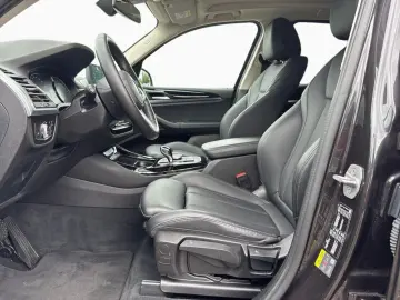 BMW X3 xDrive 30e LiveCo Laser HUD 360  Sportsi 18