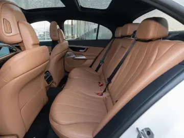 MERCEDES-BENZ E 200 4MATIC Limousine Pano SpurW W-Pa&hellip;