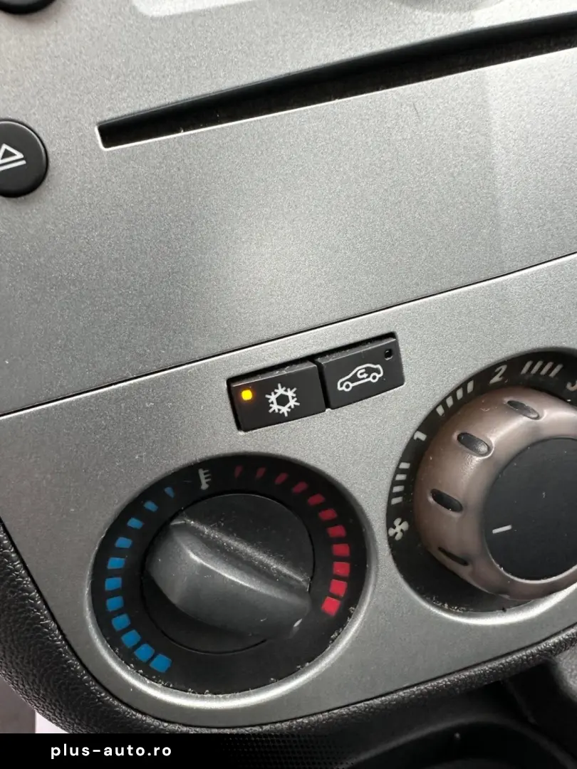 OPEL CORSA 2010 1.4 MPI AUTOMATA