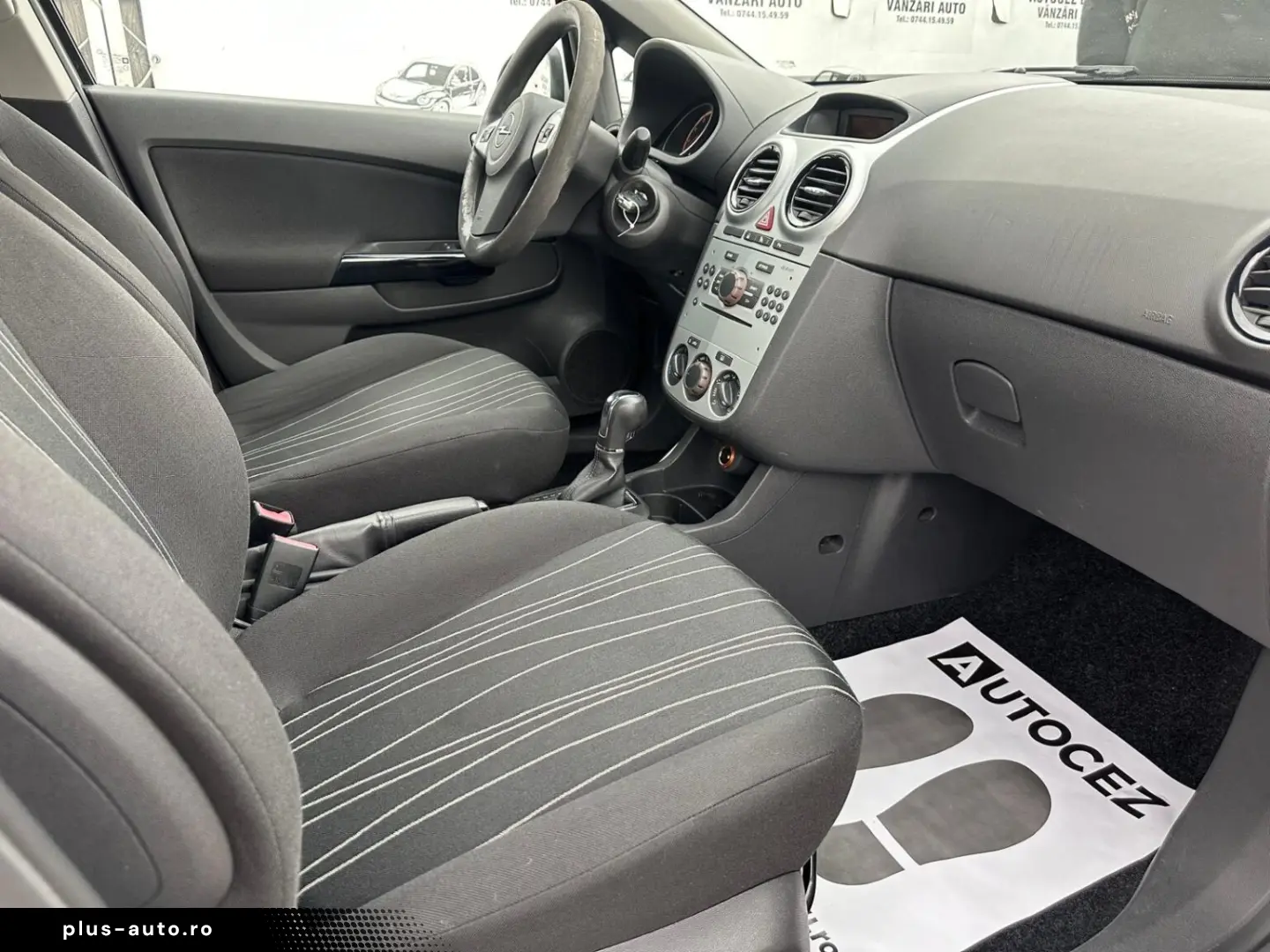 OPEL CORSA 2010 1.4 MPI AUTOMATA