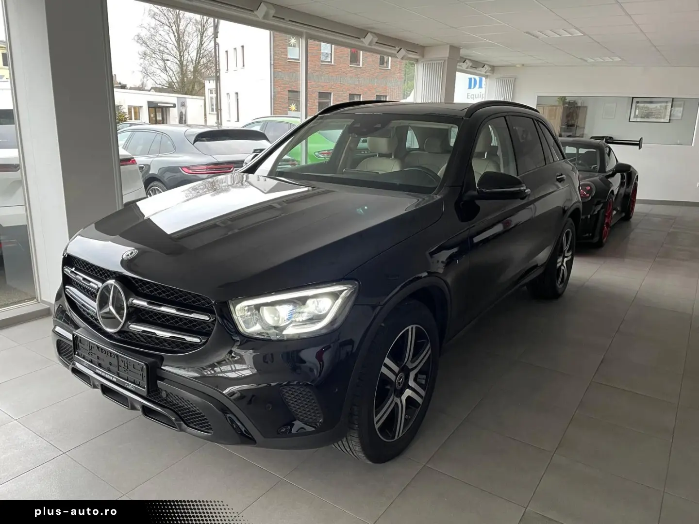 MERCEDES-BENZ GLC 300e 4M Panorama Airmatic Keyless &hellip;