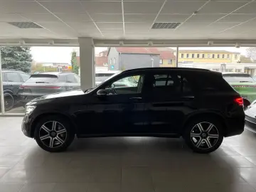 MERCEDES-BENZ GLC 300e 4M Panorama Airmatic Keyless &hellip;