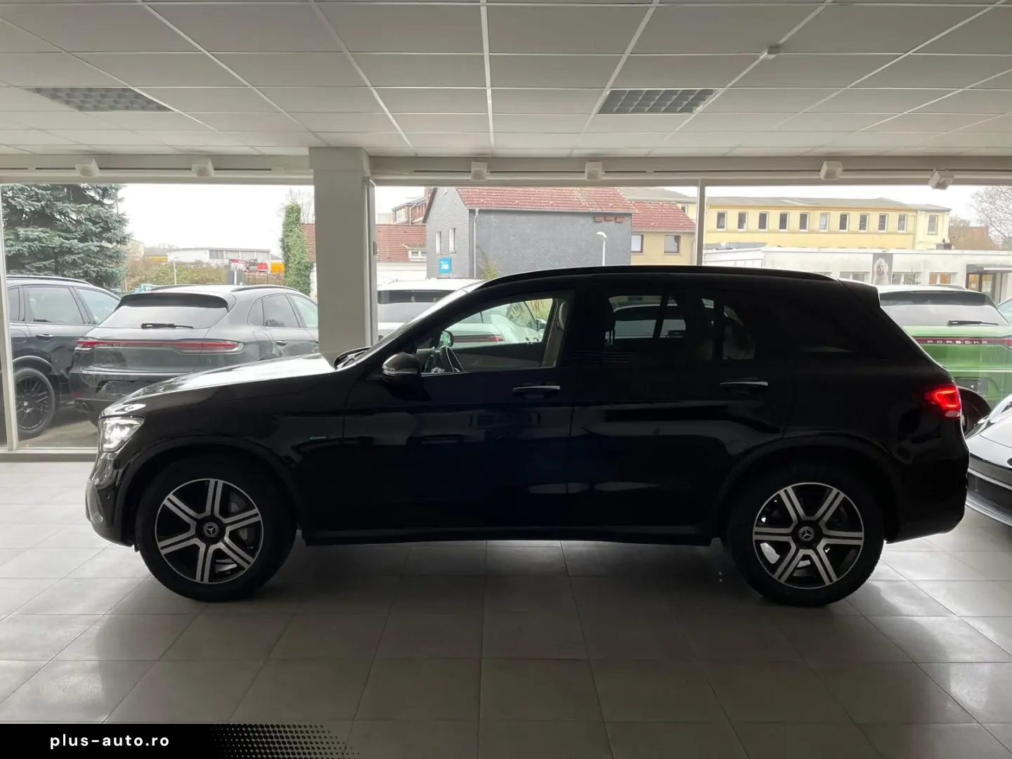 MERCEDES-BENZ GLC 300e 4M Panorama Airmatic Keyless &hellip;