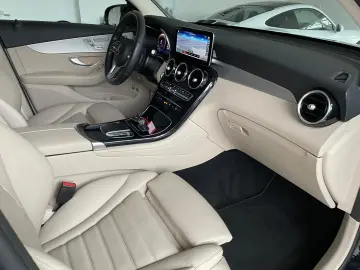 MERCEDES-BENZ GLC 300e 4M Panorama Airmatic Keyless &hellip;