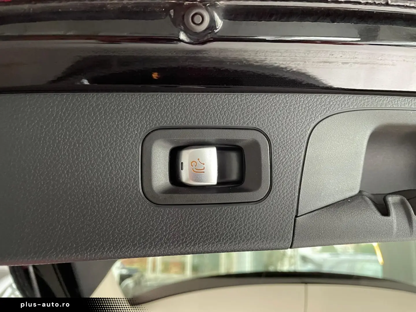 MERCEDES-BENZ GLC 300e 4M Panorama Airmatic Keyless &hellip;