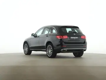 MERCEDES-BENZ GLC 300 e 4M AMG AHK Distronic Leder braun HUD