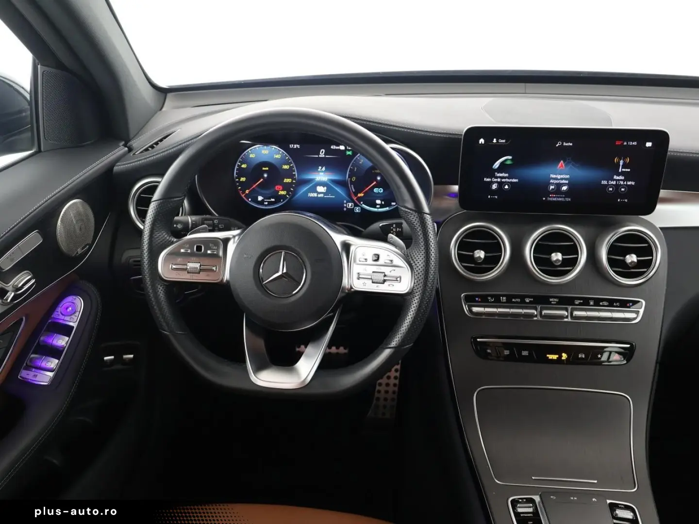 MERCEDES-BENZ GLC 300 e 4M AMG AHK Distronic Leder braun HUD