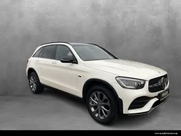 MERCEDES-BENZ GLC 300 de 4M AMG Line Exterieur Panorama DPF