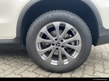 MERCEDES-BENZ GLC 300 de 4M AMG Line Exterieur Panorama DPF