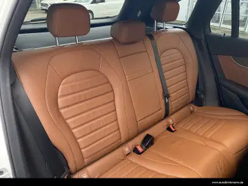 MERCEDES-BENZ GLC 300 de 4M AMG Line Exterieur Panorama DPF