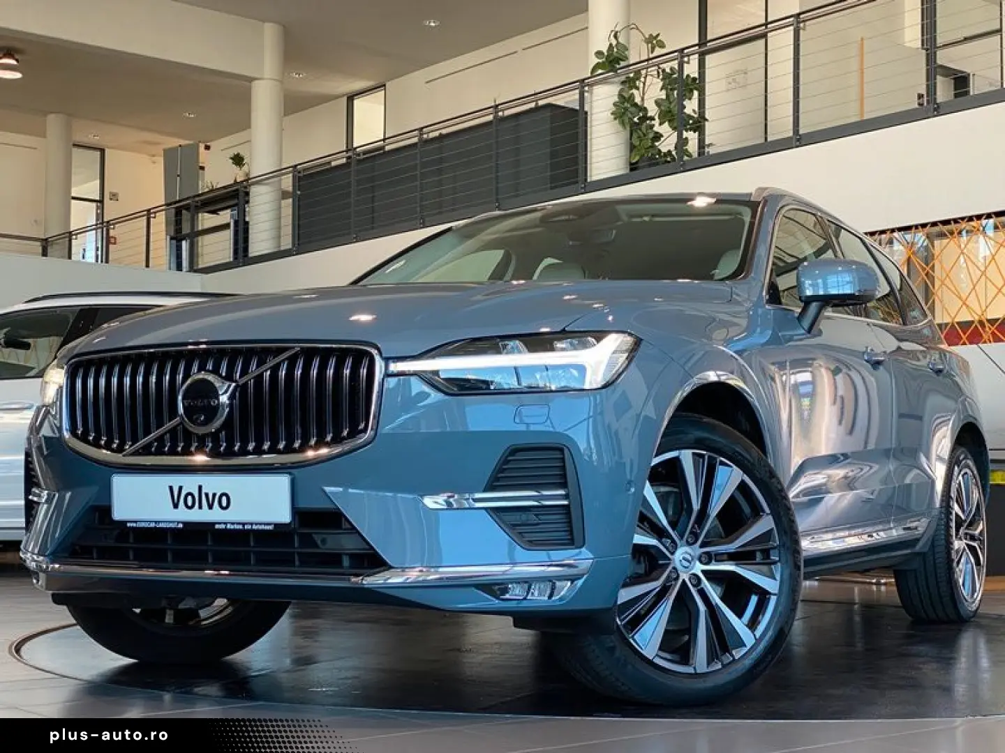 VOLVO XC 60 AWD Inscription Sthz Memory H&K AHK 360