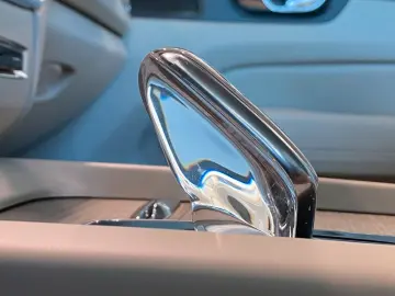 VOLVO XC 60 AWD Inscription Sthz Memory H&K AHK 360