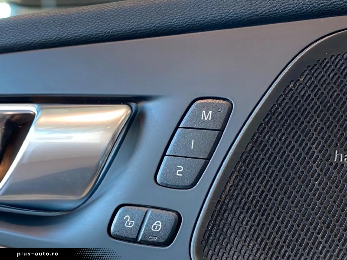 VOLVO XC 60 AWD Inscription Sthz Memory H&K AHK 360