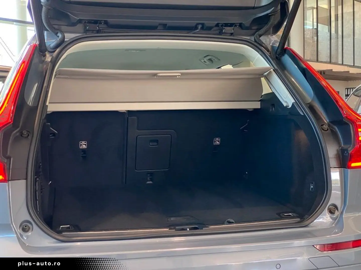 VOLVO XC 60 AWD Inscription Sthz Memory H&K AHK 360