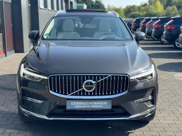 VOLVO XC60 B4 AWD Ultimate Bright Navi SHZ ACC