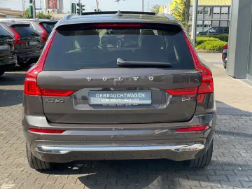 VOLVO XC60 B4 AWD Ultimate Bright Navi SHZ ACC