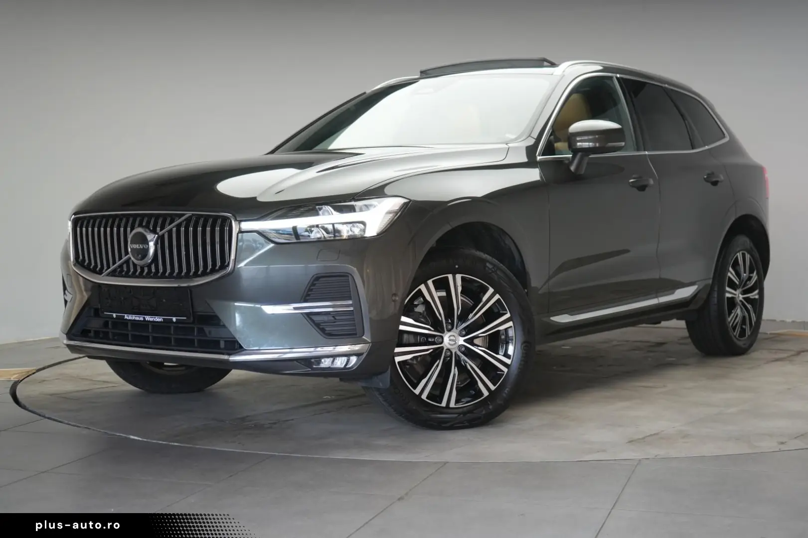 VOLVO XC 60  B5 D AWD Geartronic Inscription Leder Kam