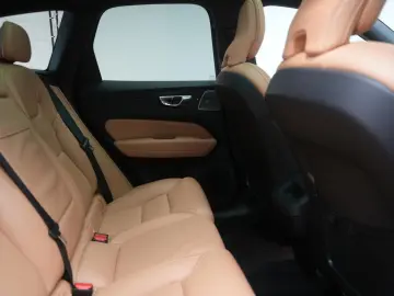 VOLVO XC 60  B5 D AWD Geartronic Inscription Leder Kam