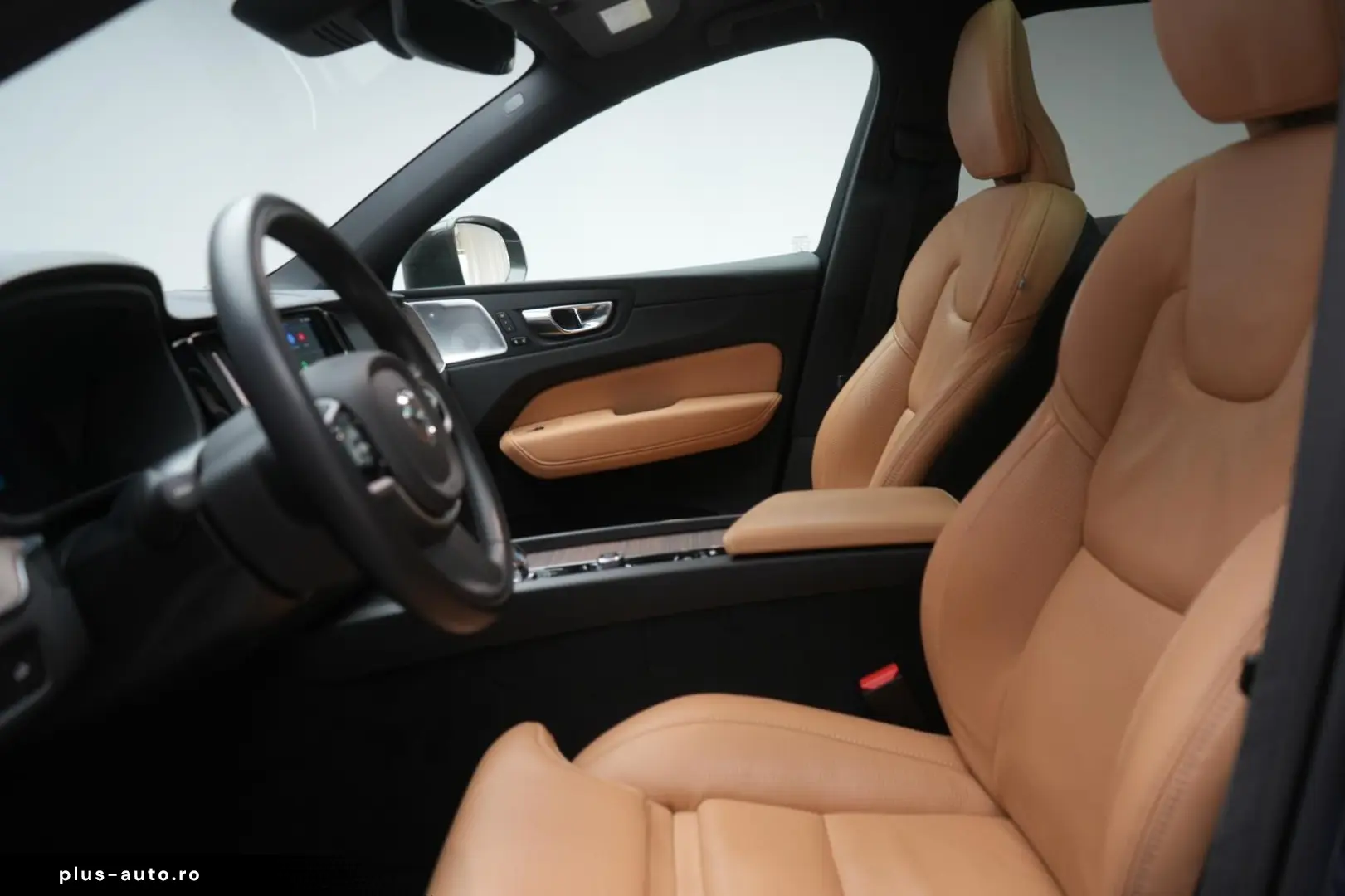 VOLVO XC 60  B5 D AWD Geartronic Inscription Leder Kam