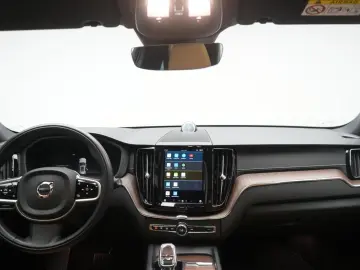 VOLVO XC 60  B5 D AWD Geartronic Inscription Leder Kam