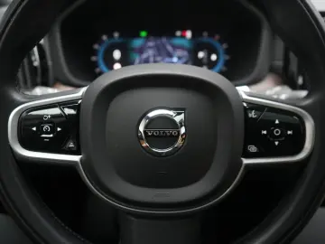 VOLVO XC 60  B5 D AWD Geartronic Inscription Leder Kam