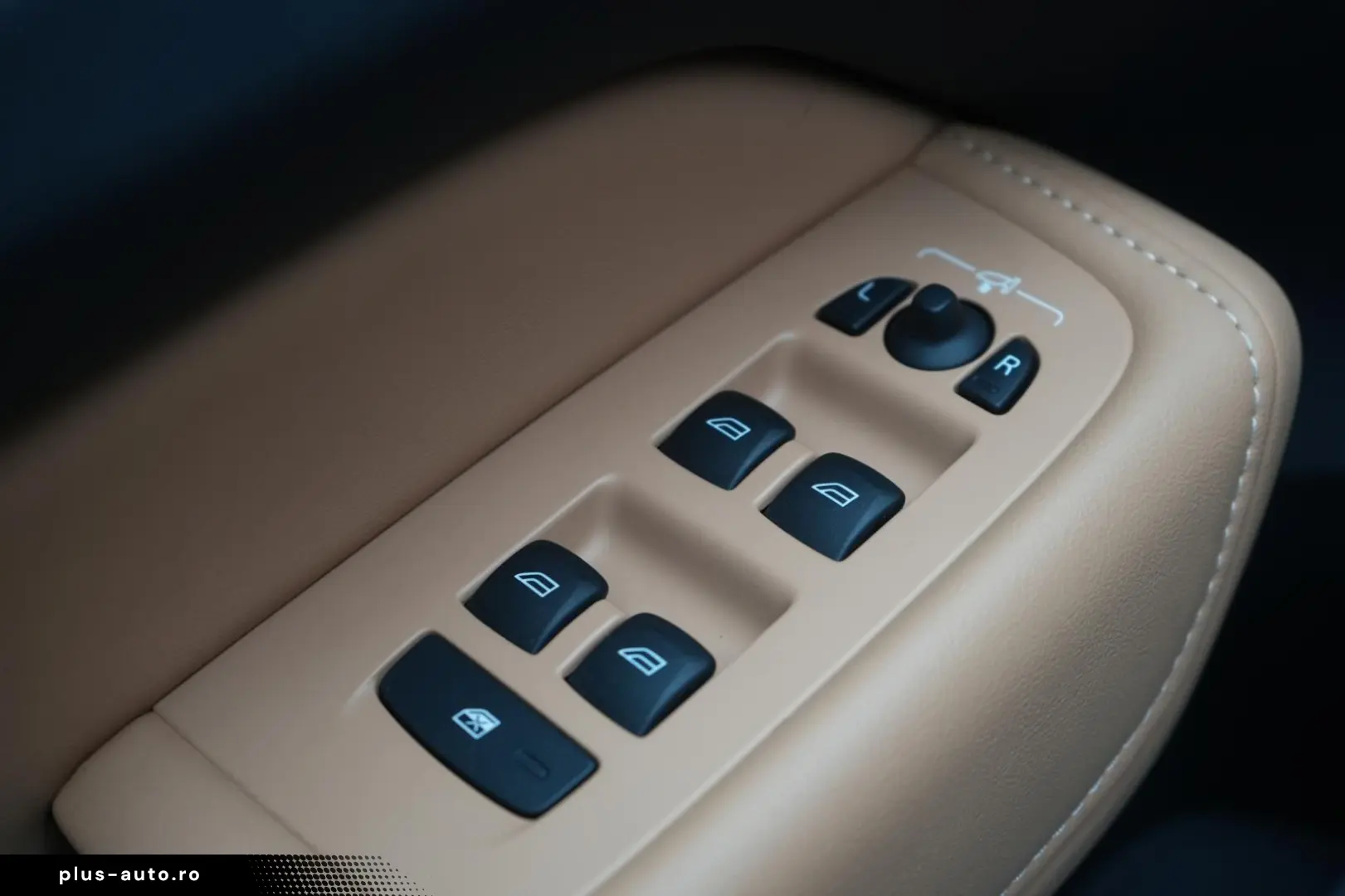 VOLVO XC 60  B5 D AWD Geartronic Inscription Leder Kam