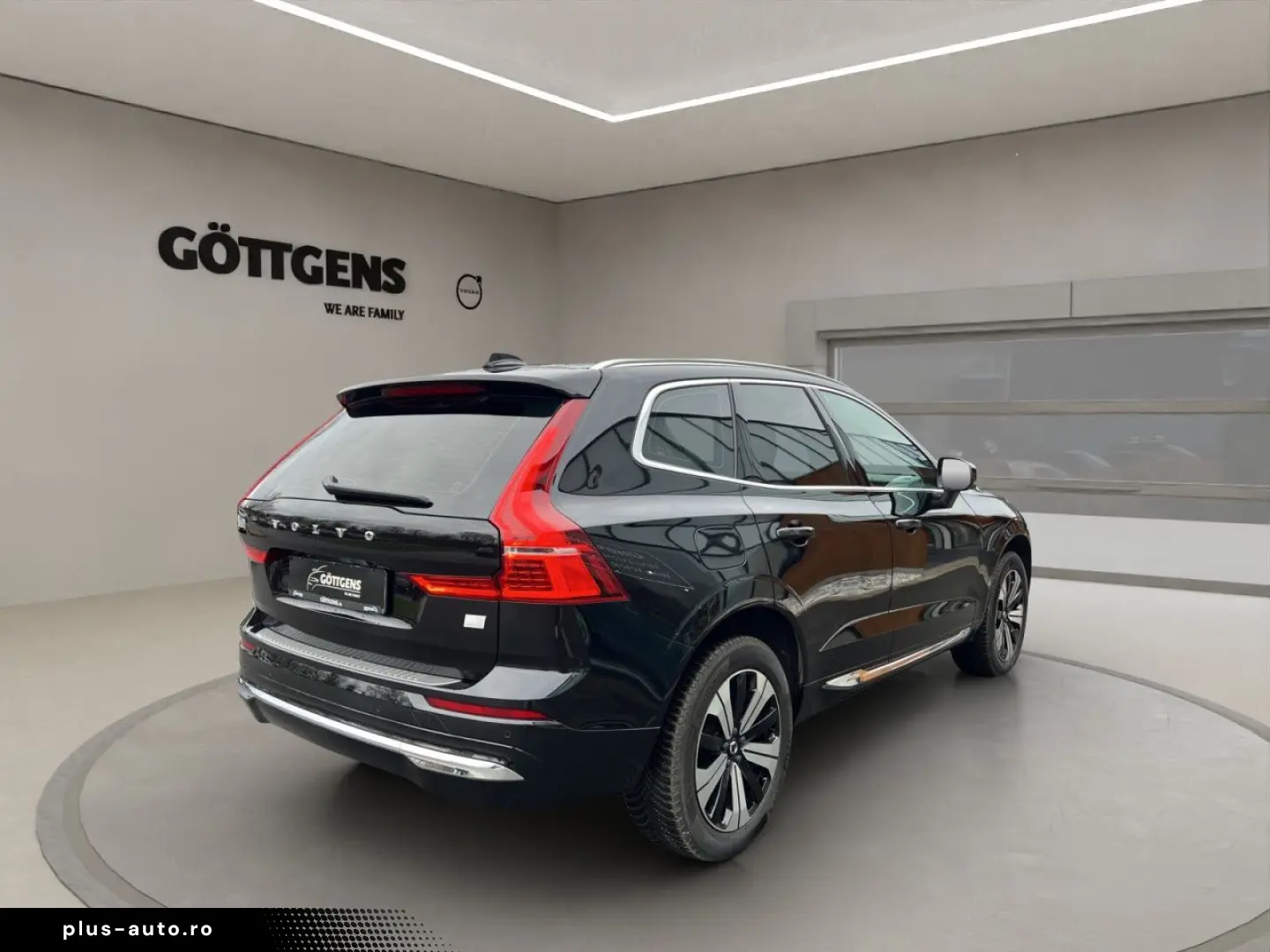 VOLVO XC60 T6 AWD Inscription Expr. SD NAVI LED 18LM