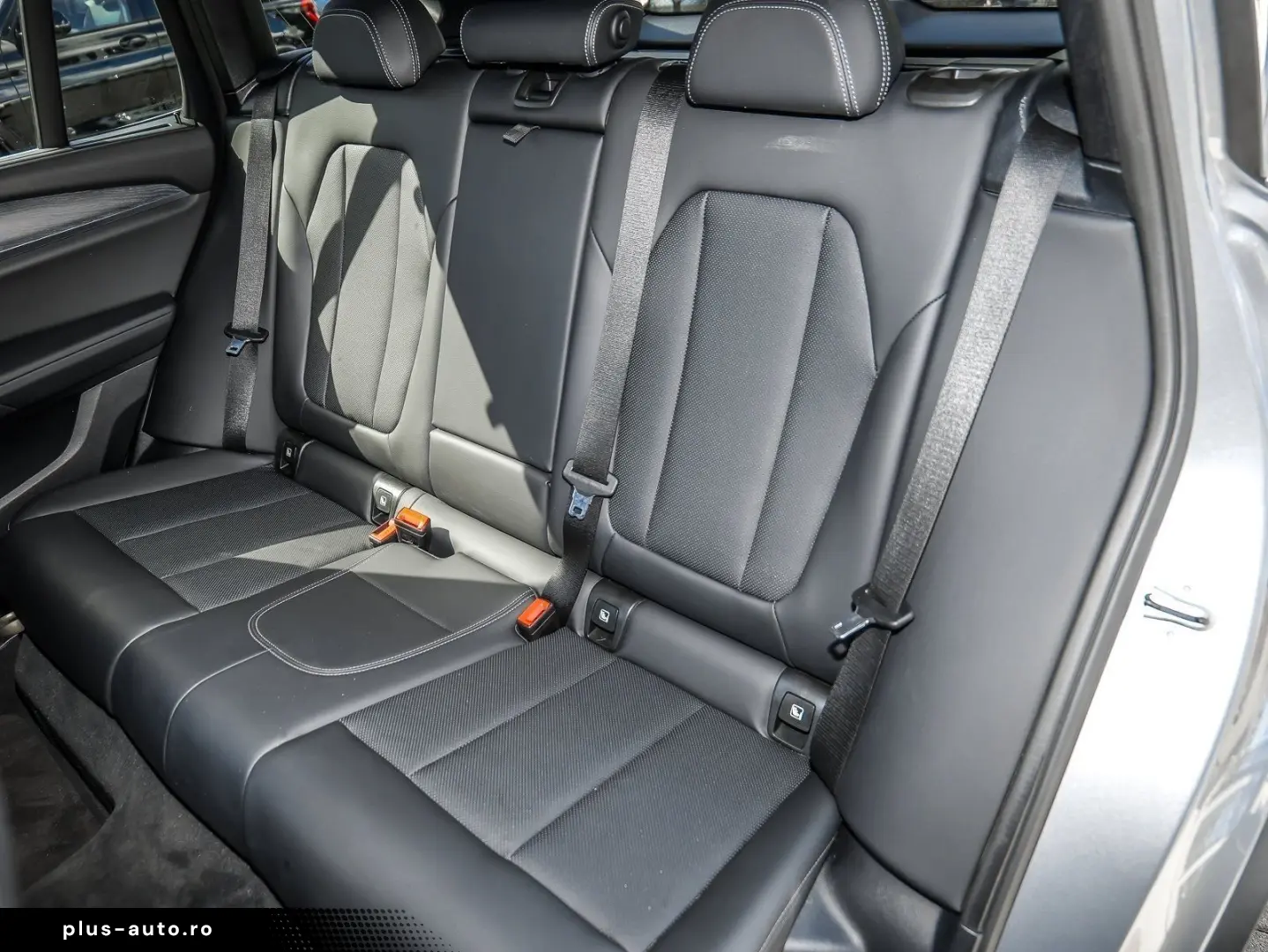 BMW X3 xDrive30e RFK NAVI LED PDC V H DAB Parkass.